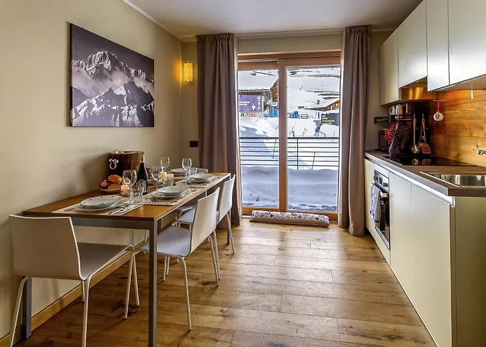 Maison Chercrouit - Dove La Pista Inizia Da Casa Courmayeur