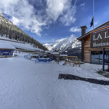 Maison Chercrouit - Dove La Pista Inizia Da Casa Apartment *